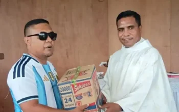 Keren! Komunitas Suporter AFA Jargaria Gelar Aksi Berbagi Kasih buat Warga Papua di Dobo