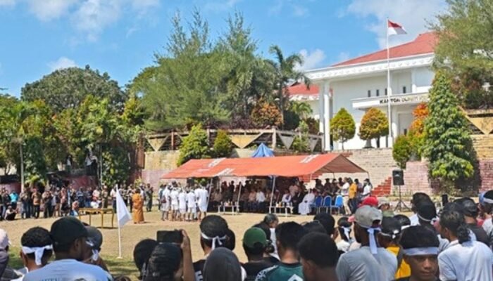 Belajar dari Dobo: Ketika Hukum Adat Selesaikan Kebuntuan Konflik