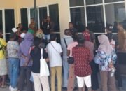 Usai Dialog Bersama Mama Pasar dan Penggali Batu, ‘SASI’ Kantor DPRD Aru Akhirnya Dibuka